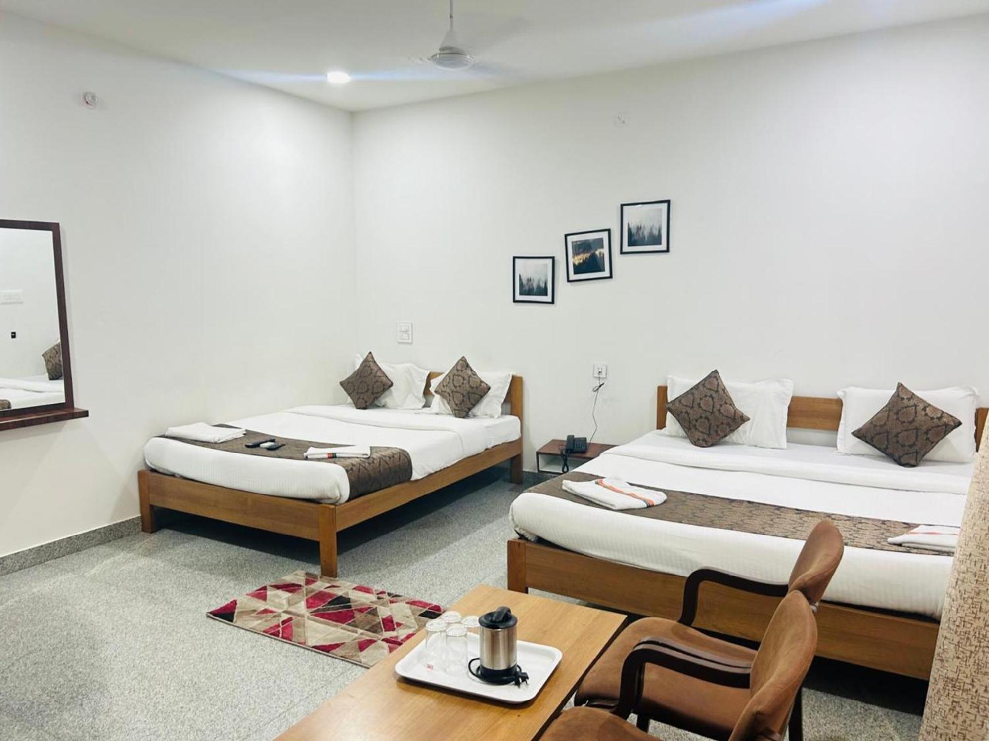 Hotel Queens Comfort Mysore Eksteriør billede